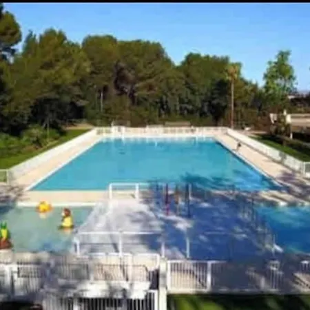 Joli T2 - Domaine De La Coudouliere - Piscine